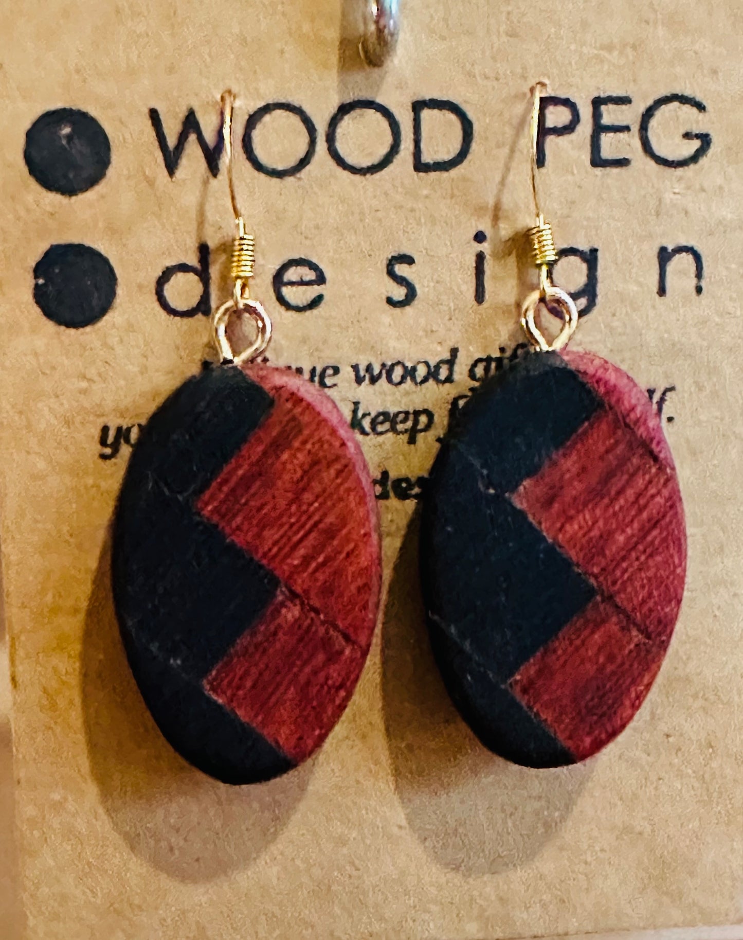 1C. Custom Earrings. Inlaid geometric oval or round earrings.