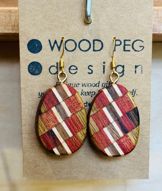1C. Custom Earrings. Inlaid geometric oval or round earrings.