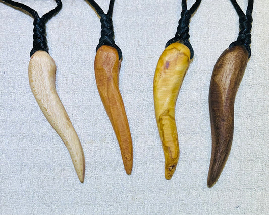 5. Pendant. Italian Horn